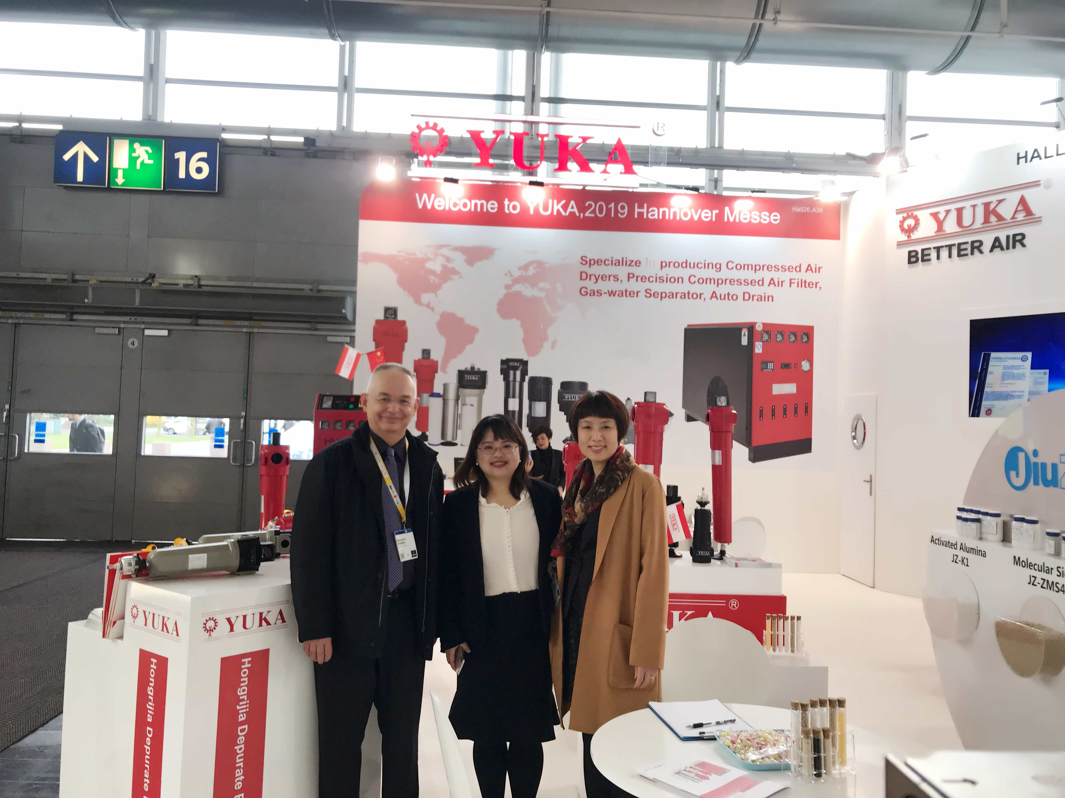 1760584925788990.jpg 1760584925788990.jpg