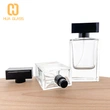 Flacon de parfum carré de 50 ml en verre à fond épais