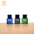 30ml 50ml 100ml bouteille de parfum carrée bouteille en verre de parfum de couleur personnalisée