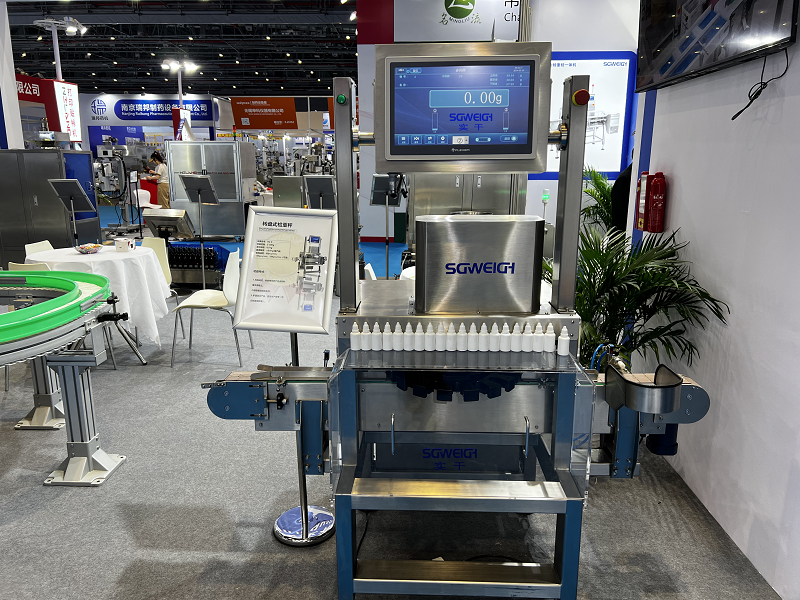 Bottles and Vials Rotary Checkweigher for Pharma Quality Control Bottles and Vials Rotary Checkweigher for Pharma Quality Control