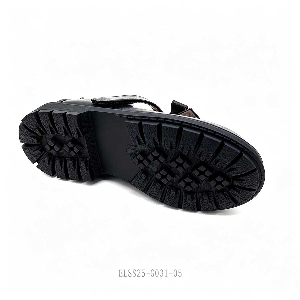 1789747151204293.jpg Close-up shot of anti-slip tread outsole for girls perforated bow mary jane school shoes