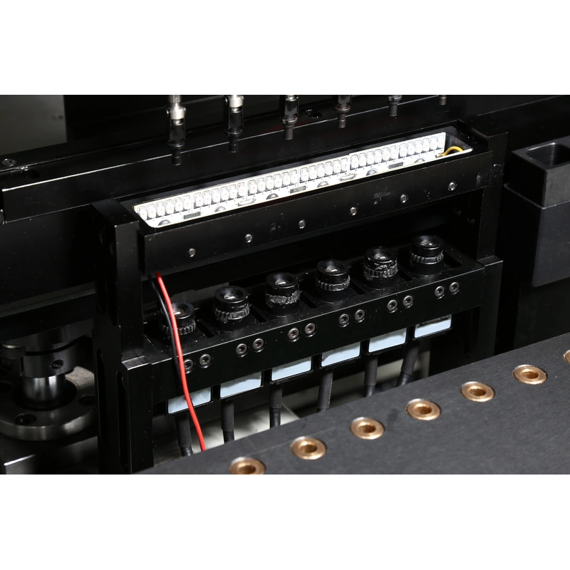 s-ef30000 machine pick & place semi-automatique pour éclairage led – smart ems factory partner