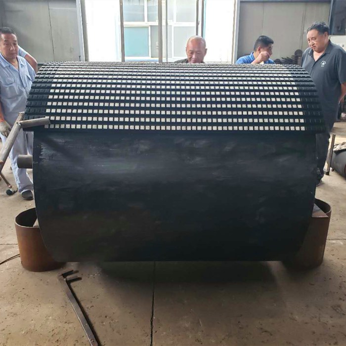 1607147025793293.jpg pulley ceramic lagging3.jpg