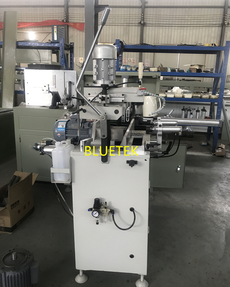 Máquina enrutadora de copia de ventana de PVC