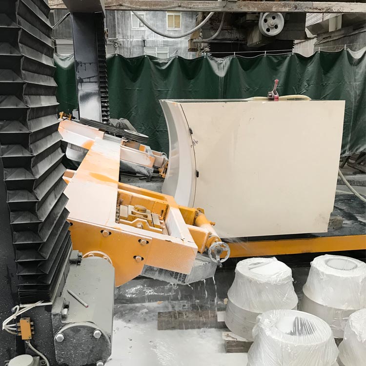  Curved tiles Cutting