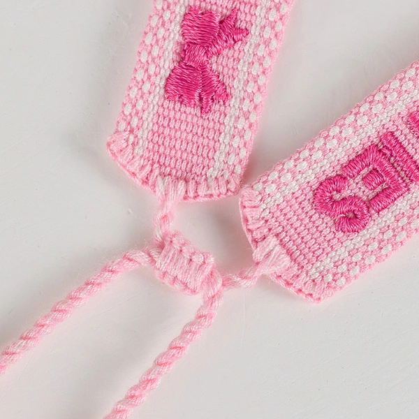 Embroidered Apple Watch Straps with Uplifting Lettering – A Thoughtful and Inspired Gift for Friends