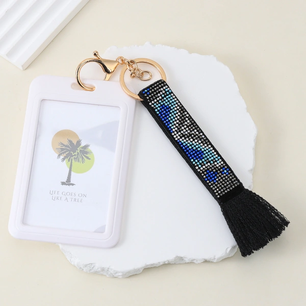 Butterfly-Themed Rhinestone Woven Keychain with Tassels and Stainless Steel Ring – Ideal as a Key Holder, Bag Charm, or ID Card Accessory
