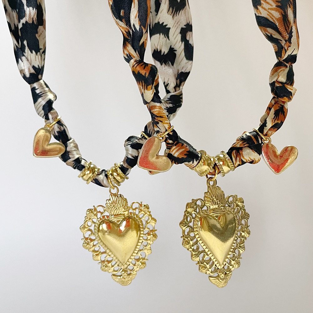Collar de bufanda de moda con colgante de corazón grande de acero inoxidable
