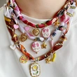 Collar estilo bufanda boho, gargantilla bandana ajustable con corazones, pimientos, estrellas y colgantes de esmalte.