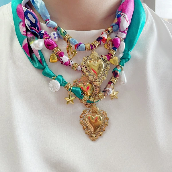 Collier bandana ras du cou avec cœur, breloques en perles, cadeau de bijoux pour elle, collier bandana à ruban réglable