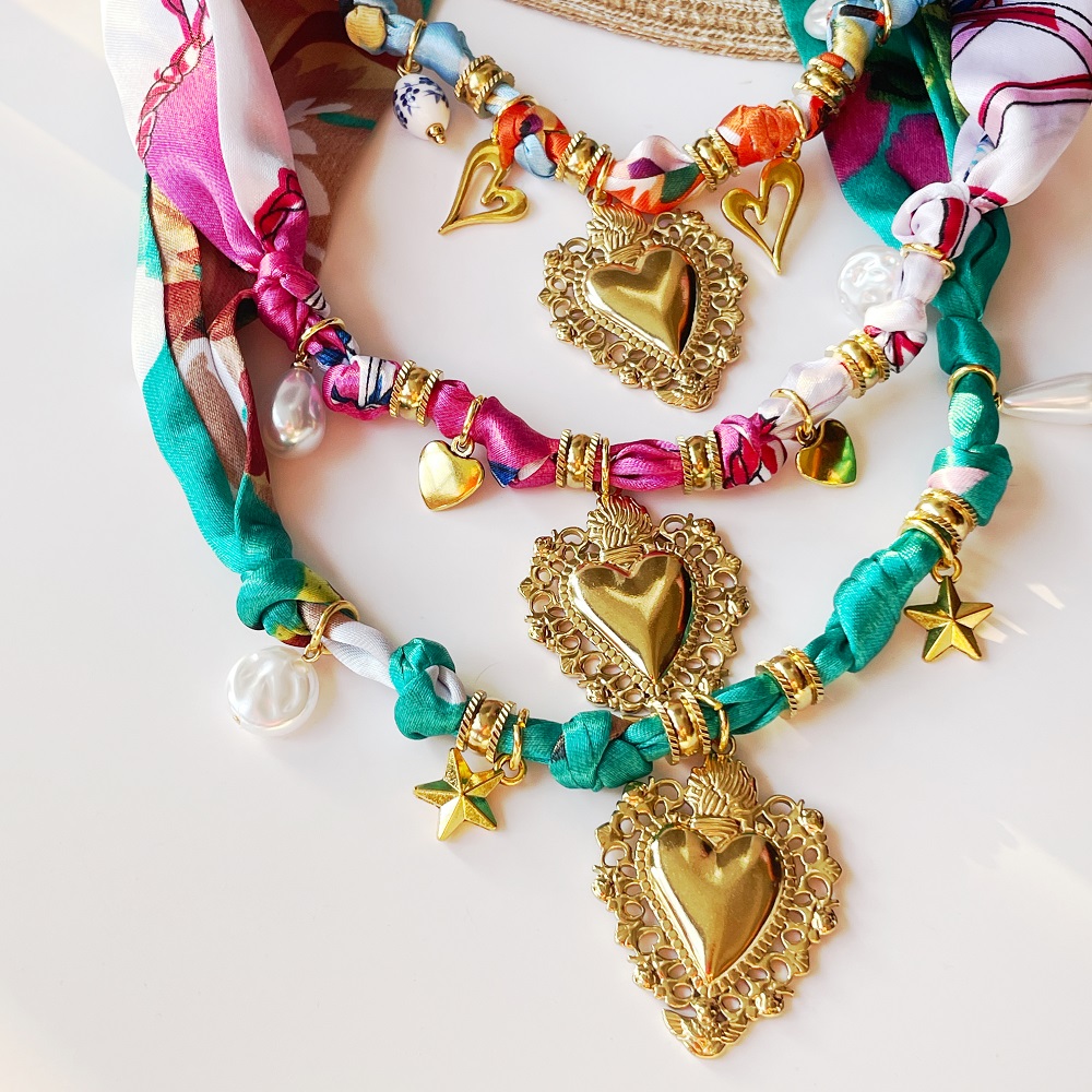 Collier bandana ras du cou avec cœur, breloques en perles, cadeau de bijoux pour elle, collier bandana à ruban réglable