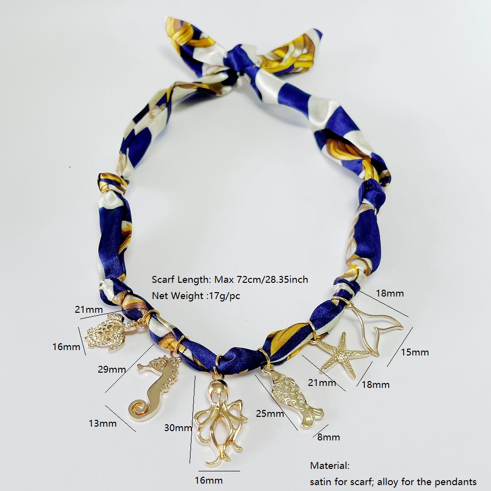 Collier bandana bleu avec breloques d'animaux marins, pendentif foulard tendance pour femme, accessoire cadeau sur le thème de l'automne