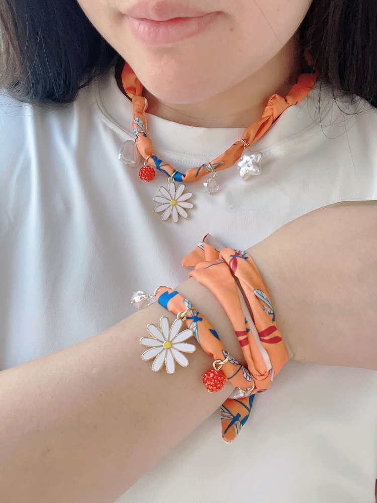 necklace working as a bracelet.jpg