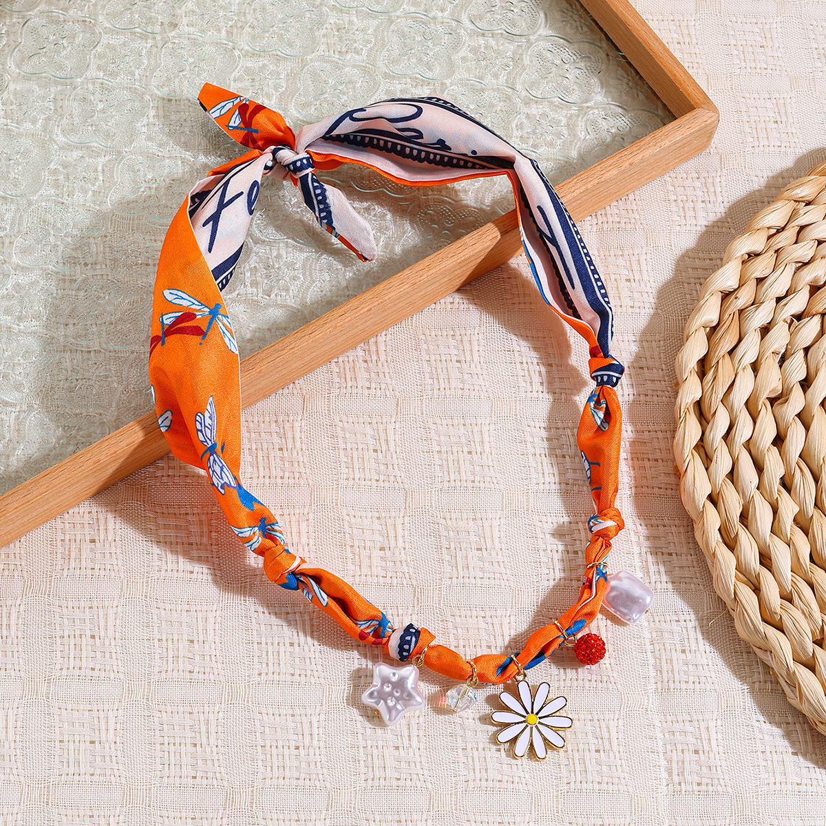 scarf pendant necklace (3).jpg