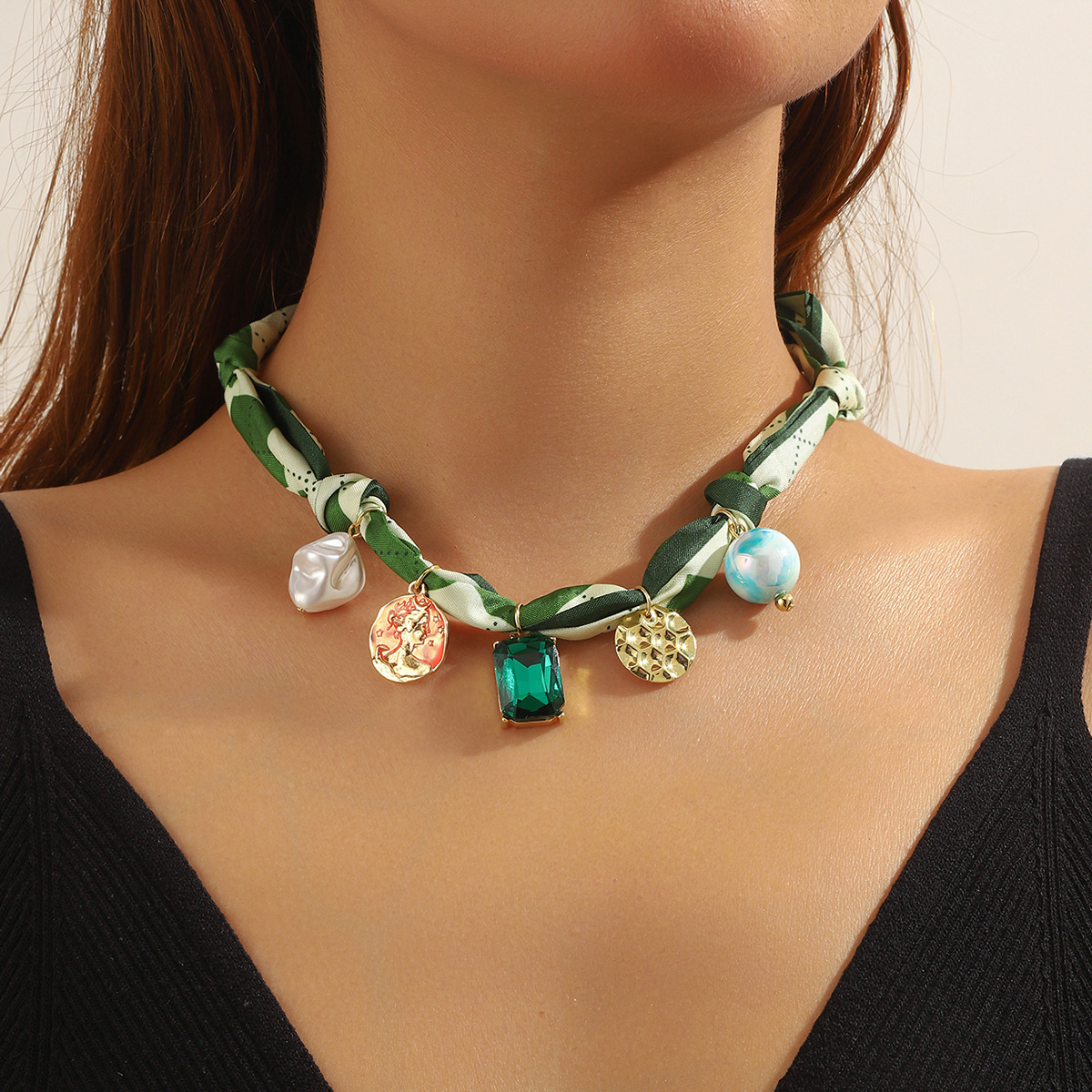 scarf pendant necklace (1).jpg