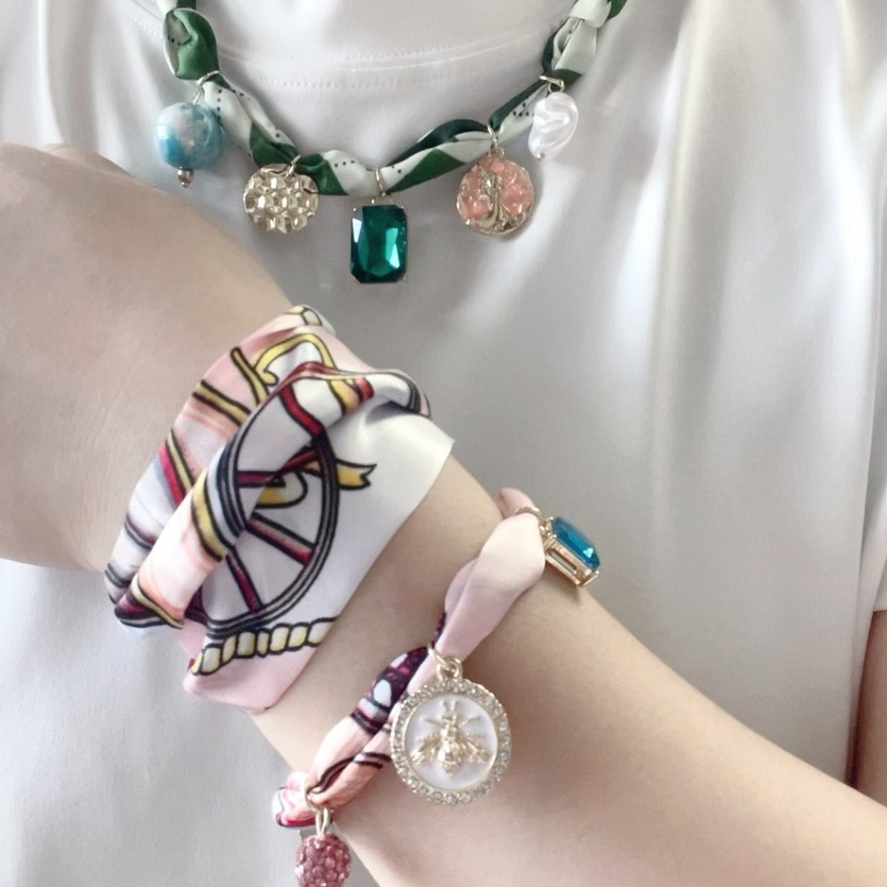 banada necklace cover photos (2).jpg