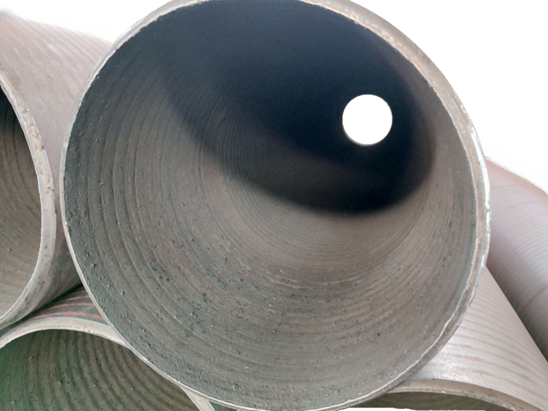  Wear-resistant steel pipes and elbows is lined insid