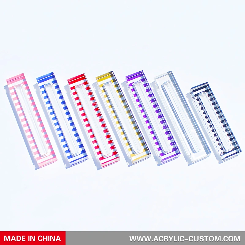 ルーサイト メズーザ ケース - モダン アクリル メズーザ スタンド