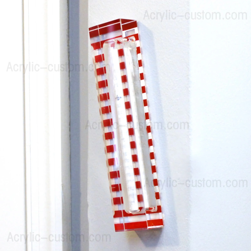 ルーサイト メズーザ ケース - モダン アクリル メズーザ スタンド