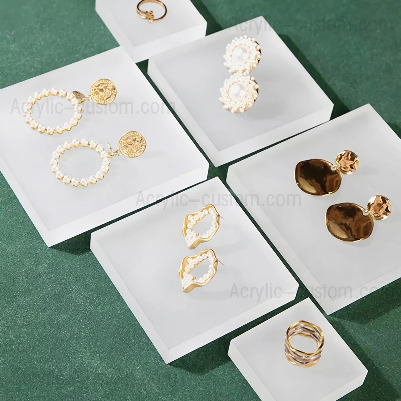 ジュエリーリングディスプレイブロック - つや消しプレキシガラスブロック