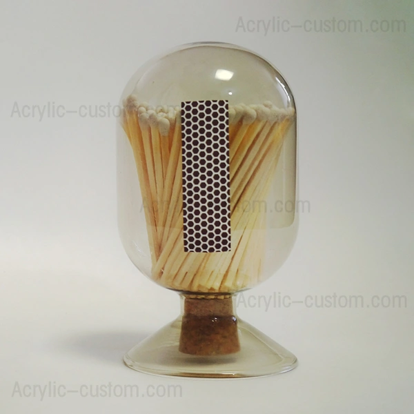 小さな煙のマッチ クロッシュ | 写真 スキームのマッチクローシュ