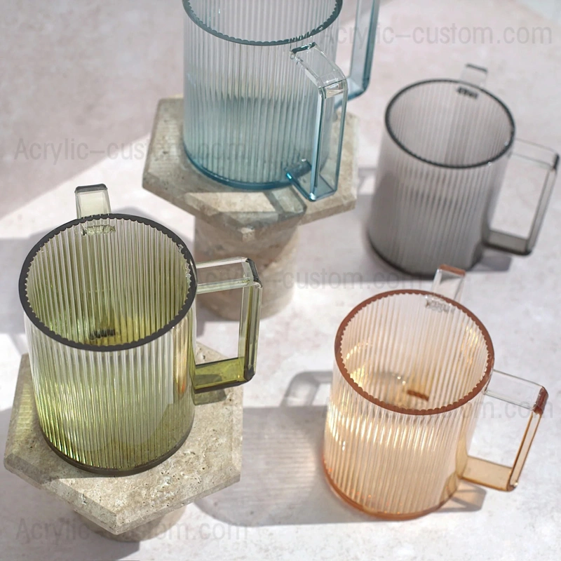 セピア色のアクリル製ウォッシュカップ | 両ハンドルのネティラット・ヤダイム・ウォッシュカップ