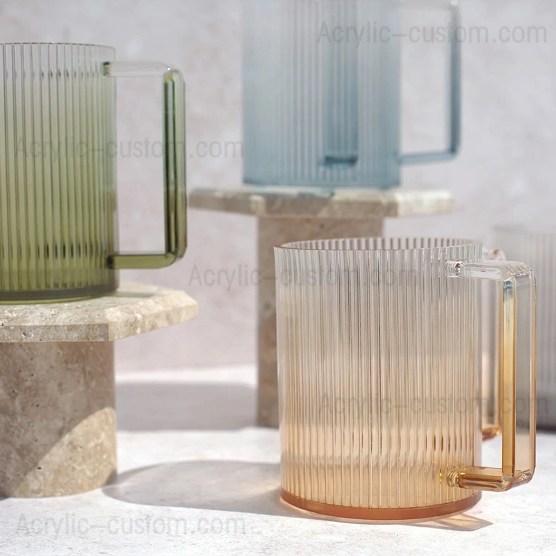 セピア色のアクリル製ウォッシュカップ | 両ハンドルのネティラット・ヤダイム・ウォッシュカップ