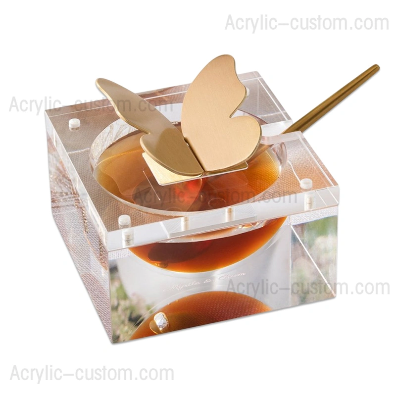 真鍮製の蝶型ノブ付きアクリル製ハニーディッシュ | ルーサイト製ハニーディッシュ