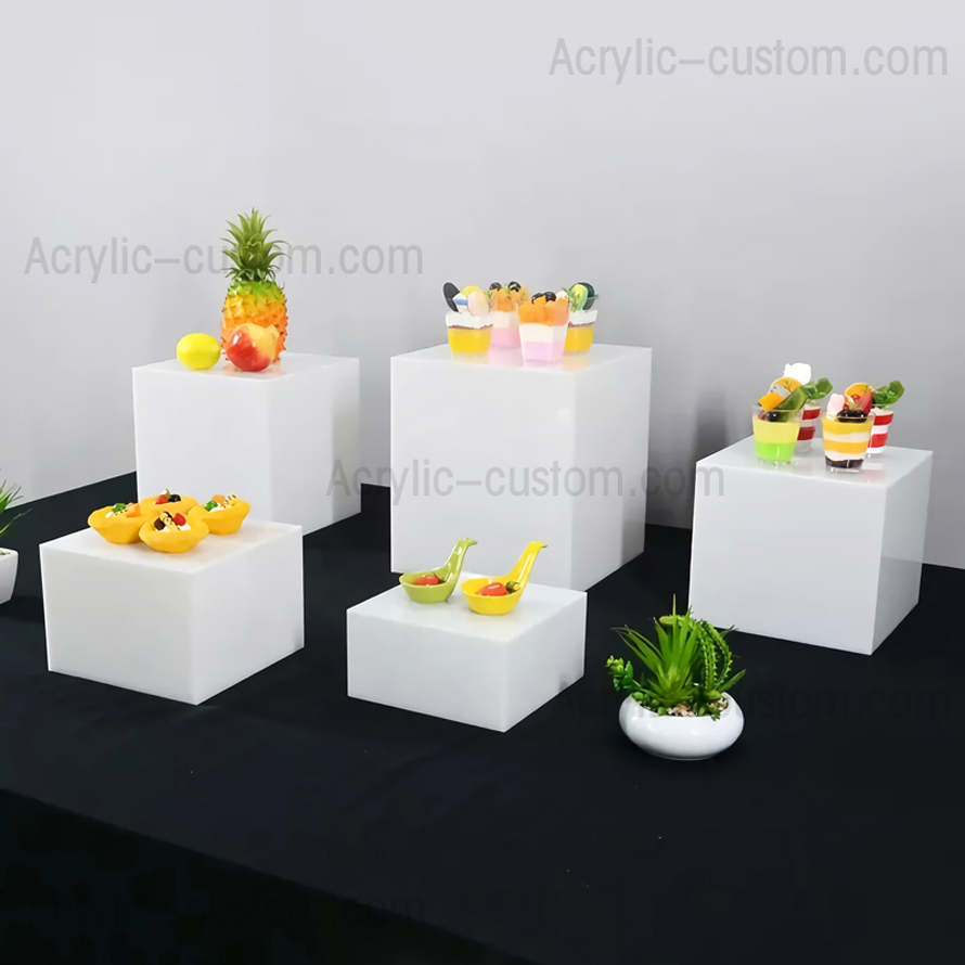 White Buffet Food Risers - Ensemble de supports en acrylique