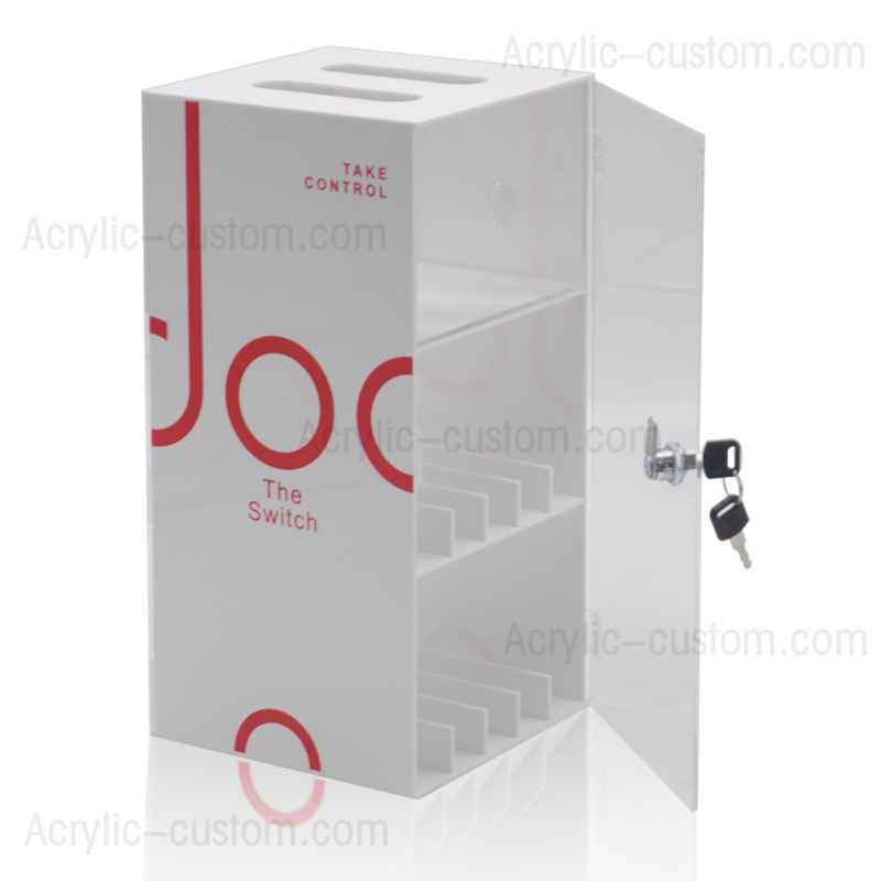 E-cigarette display with lock counter