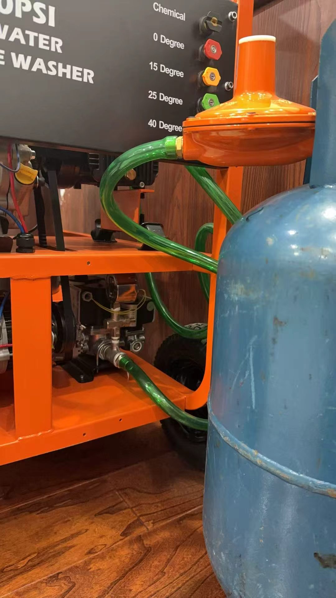 Gas Powered Pressure Washer 2500 PSI 9L with 15HP Engine for Commercial Cleaning