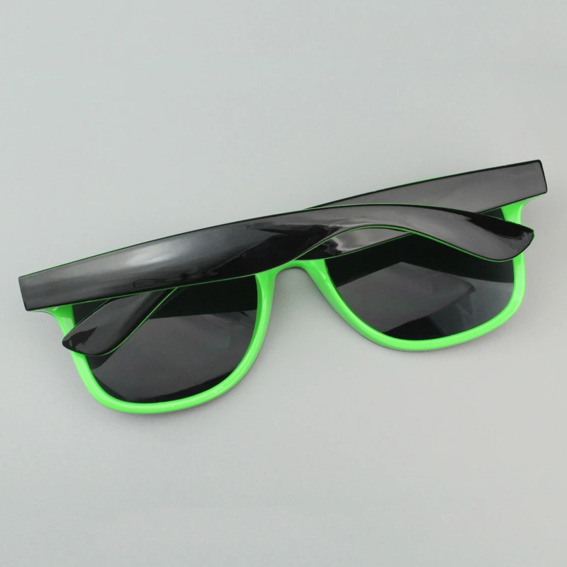 Mprinted Two Tone Sunglasses Green With Black Frame