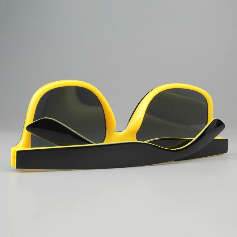 Mprinted Two Tone Sunglasses Yellow With Bblack Frame