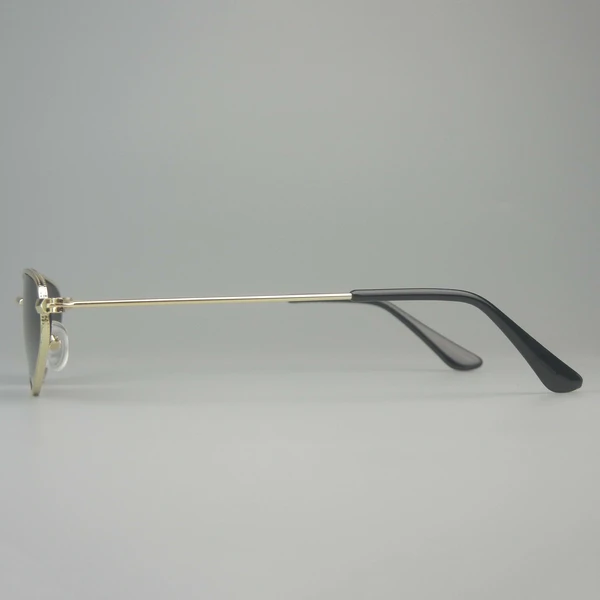 Sunglasses with Triangular Metal Frame