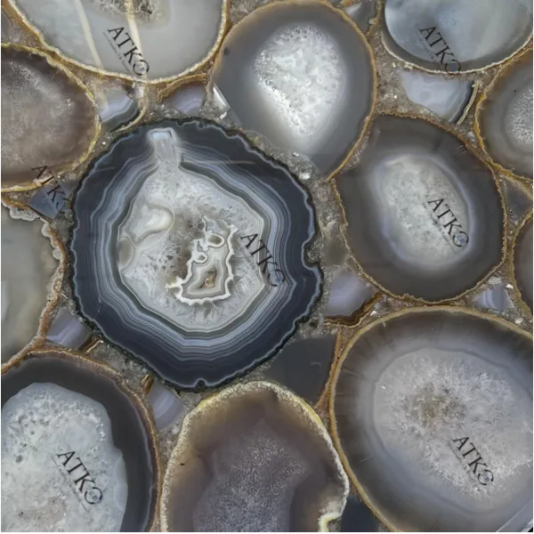 Semi-Precious Stones/Agate