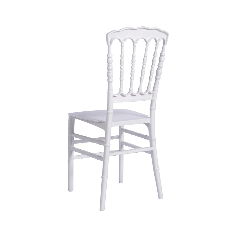 Plastic Chairs - A Novel Choice for Dining Room Furniture
