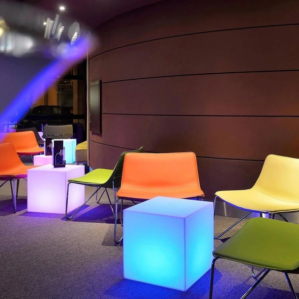 table cube led | meuble cube lumineux | illuminer les tables cubes