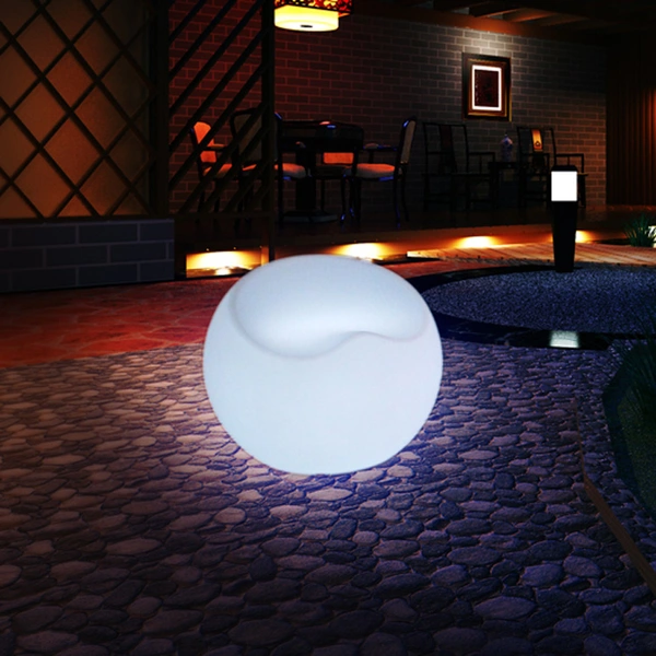 كراسي خارجية led | تتوهج في الكراسي الخارجية المظلمة