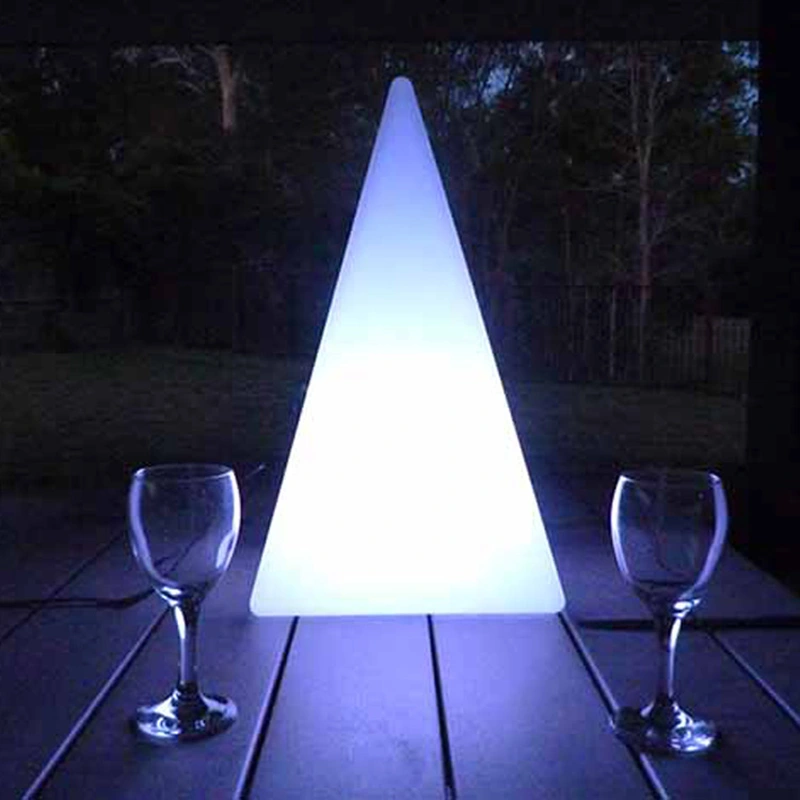 lighted christmas table centerpiece | Glowing Table Centerpieces