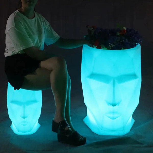 تصميم الأثاث فوندوم | كرسي فوندوم في الهواء الطلق