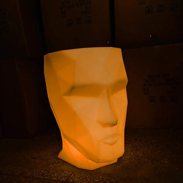 تصميم الأثاث فوندوم | كرسي فوندوم في الهواء الطلق