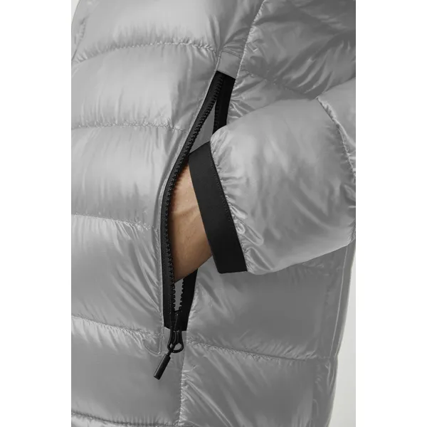 Gray Down Jacket: Stylish and Warm Outerwear for Any Occasion