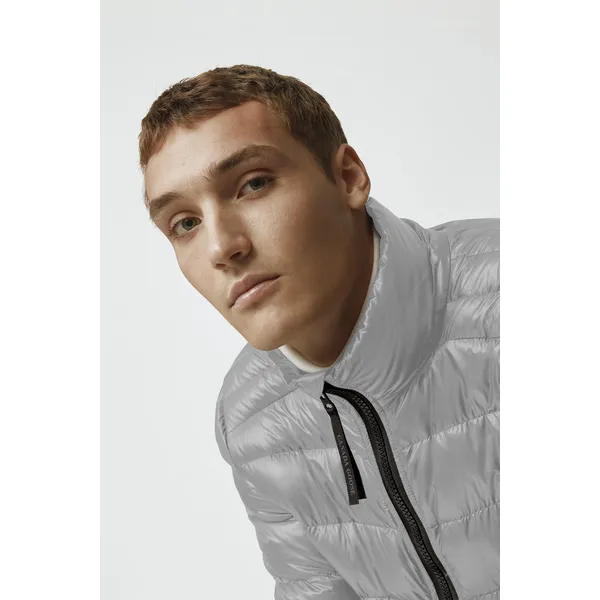 Gray Down Jacket: Stylish and Warm Outerwear for Any Occasion