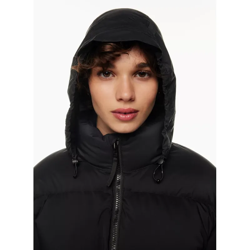 Black Lightweight Zipper Down-Filled Jacket | Stylish and Cozy Outerwear