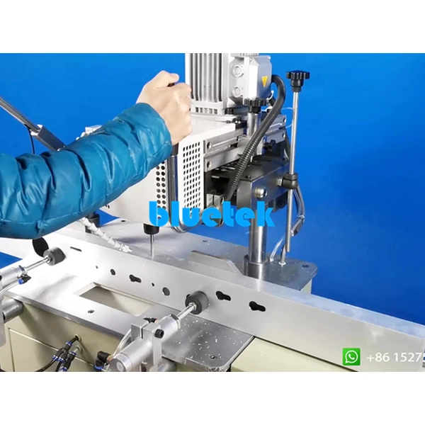 Buen precio de máquinas de enrutador de copia de aluminio