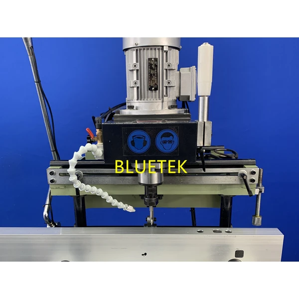 Fabricante, proveedor de máquinas para puertas y ventanas de aluminio