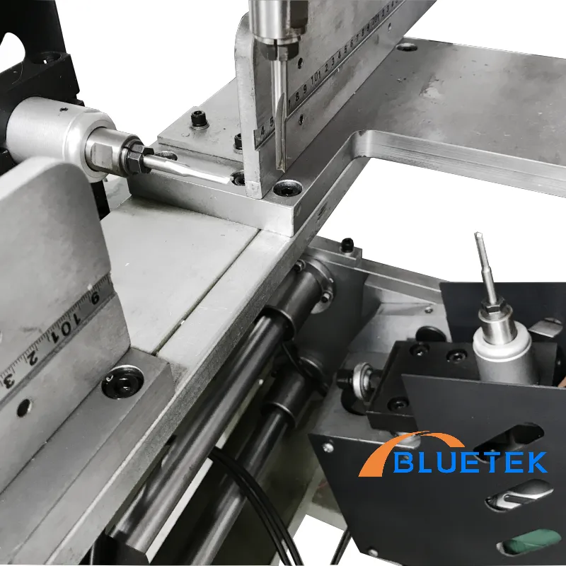 Fresadora de Ranuras de Agua Para Ventanas de PVC - BLUETEK