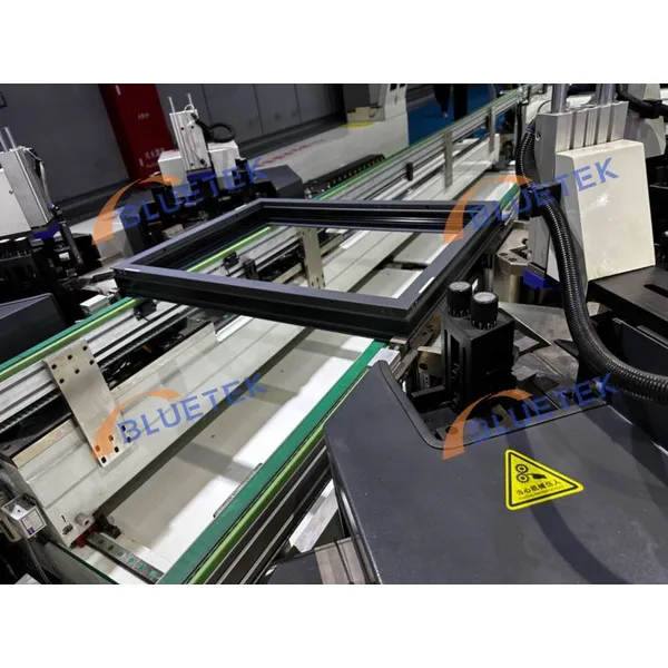 4 Corners CNC Crimping Machine for Aluminium Windows for Sale
