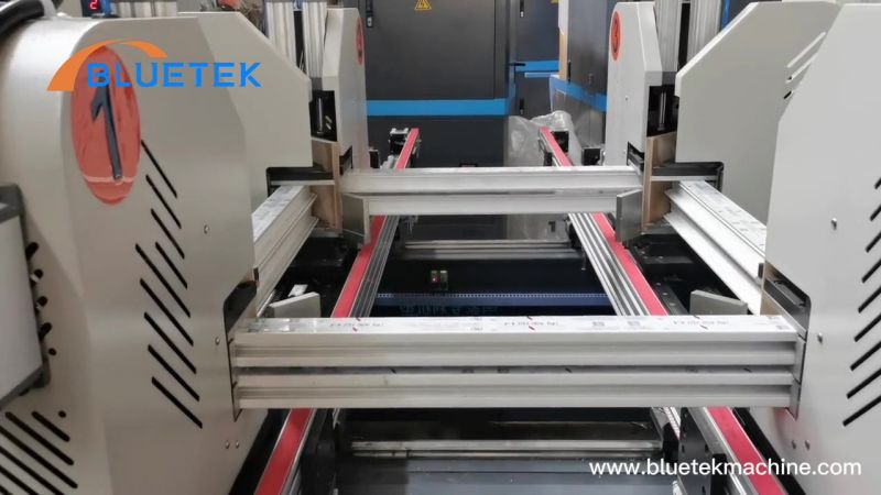 Máquina de soldadura de ventanas UPVC CNC de 4 cabezales