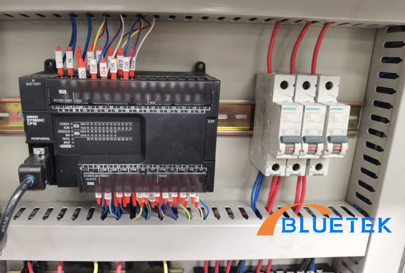 Omron PLC de Máquina de soldadura de perfiles de PVC